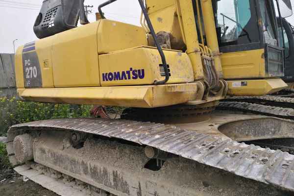 四川出售转让二手7900小时2010年小松PC240挖掘机