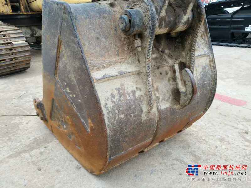广西出售转让二手13500小时2006年小松PC60挖掘机