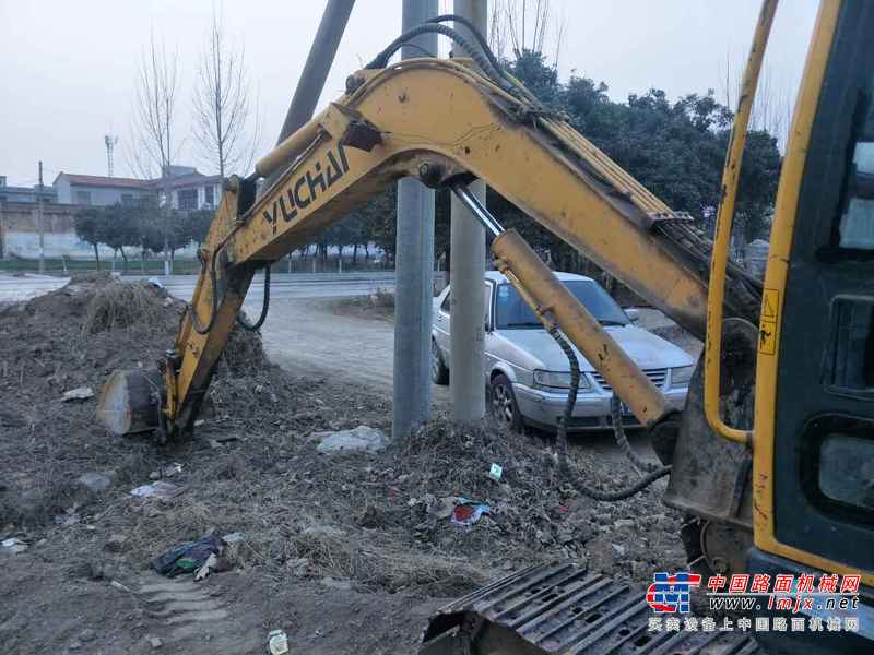 河南出售转让二手7800小时2010年玉柴YC60挖掘机