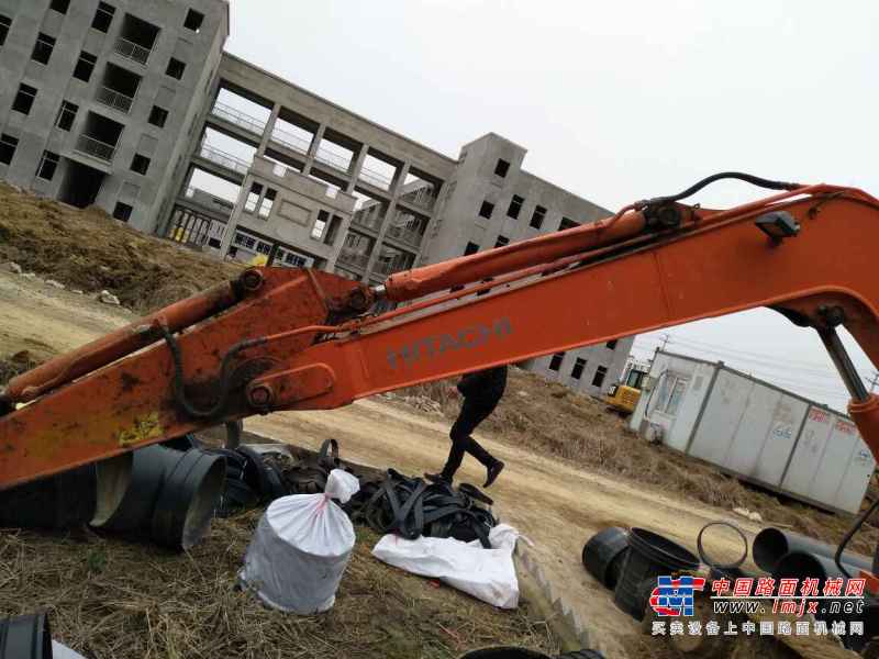 江苏出售转让二手10000小时2010年日立EX70挖掘机