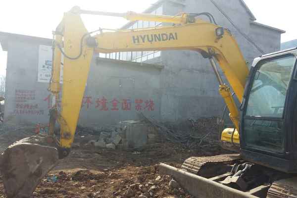山东出售转让二手5000小时2010年现代R80挖掘机