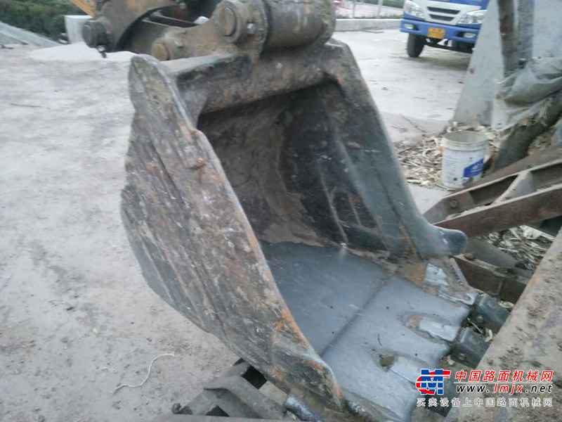 山东出售转让二手6000小时2011年龙工LG6060挖掘机