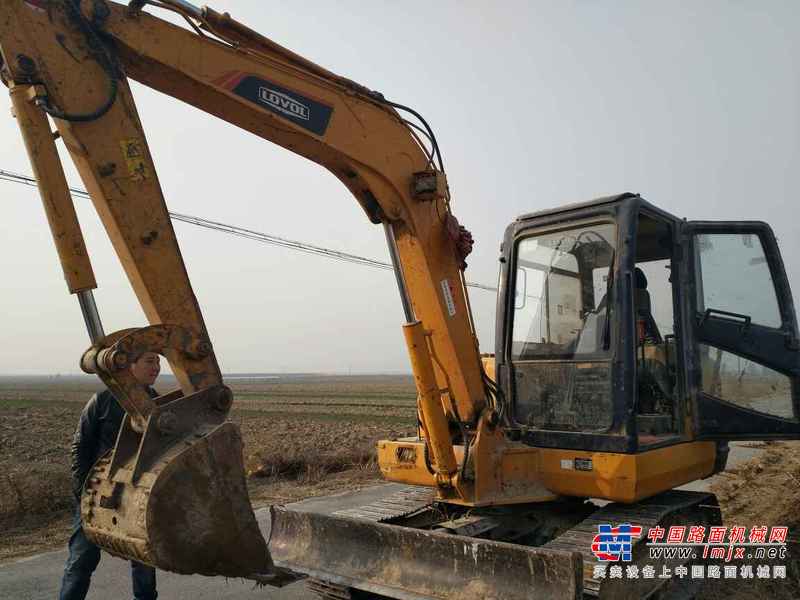 山西出售转让二手3200小时2013年福田雷沃FR65V8挖掘机