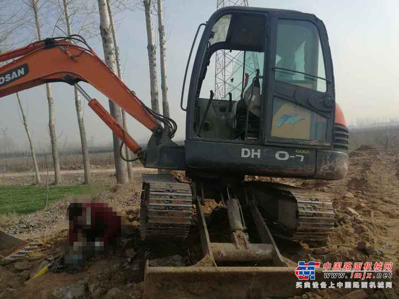 河南出售转让二手5000小时2012年斗山DH60挖掘机