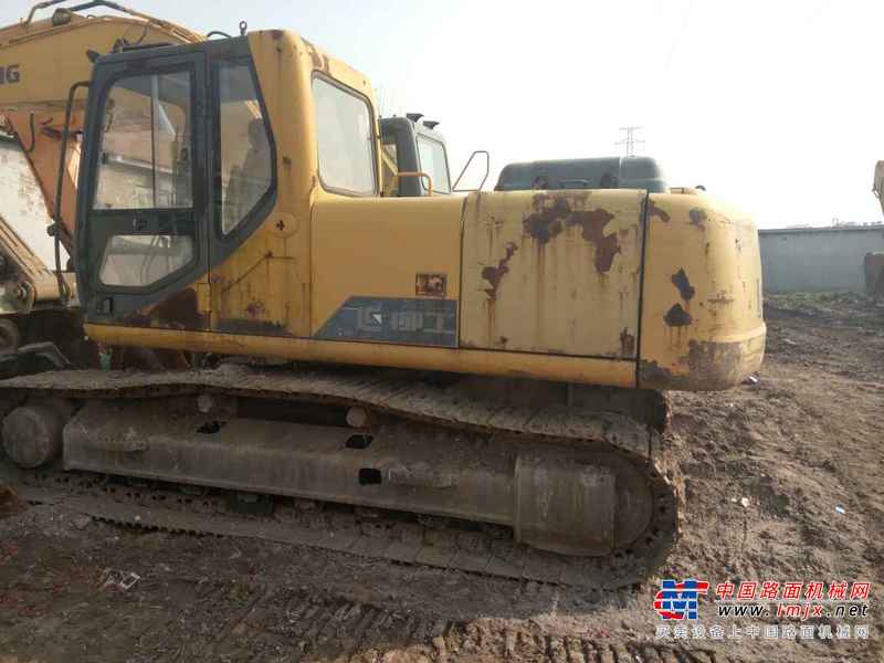 山东出售转让二手9000小时2009年柳工CLG225C挖掘机