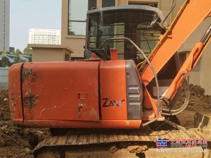 河南出售转让二手12234小时2009年日立EX60挖掘机