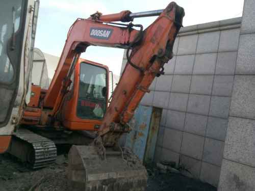 吉林出售转让二手6000小时2010年斗山DH80GOLD挖掘机