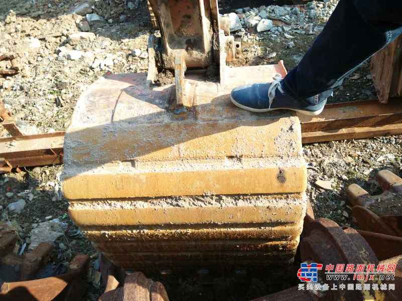 安徽出售转让二手6500小时2013年日立ZX70挖掘机