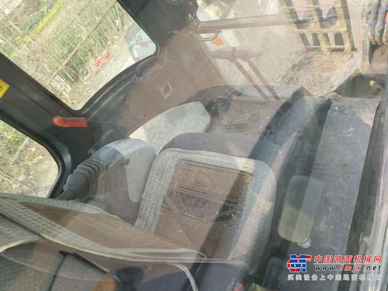 河南出售转让二手3966小时2011年日立ZX65USB挖掘机