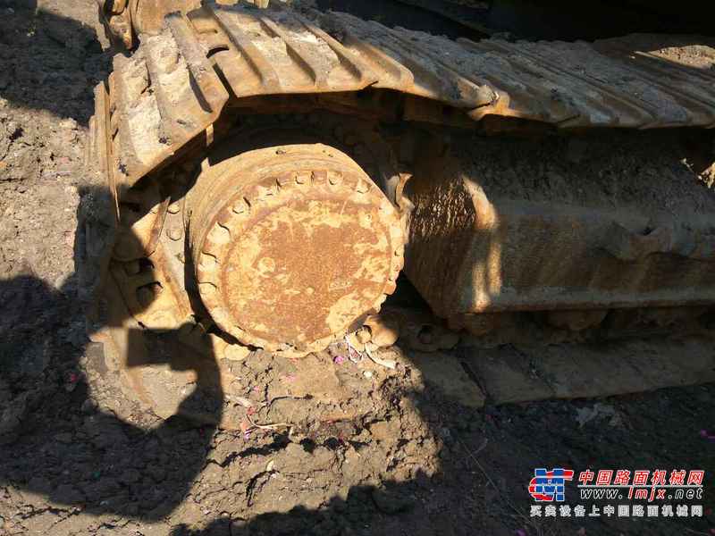 山东出售转让二手8500小时2010年现代R225LC挖掘机