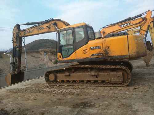 贵州出售转让二手9376小时2010年三一重工SY215C挖掘机