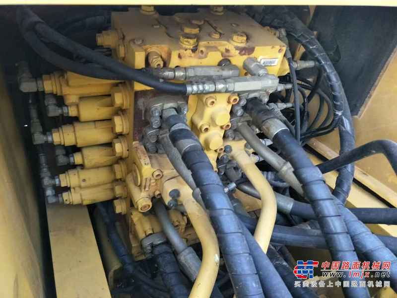 河南出售转让二手2553小时2016年小松PC200挖掘机