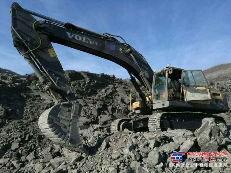 山西出售转让二手9000小时2013年沃尔沃EC480DL挖掘机