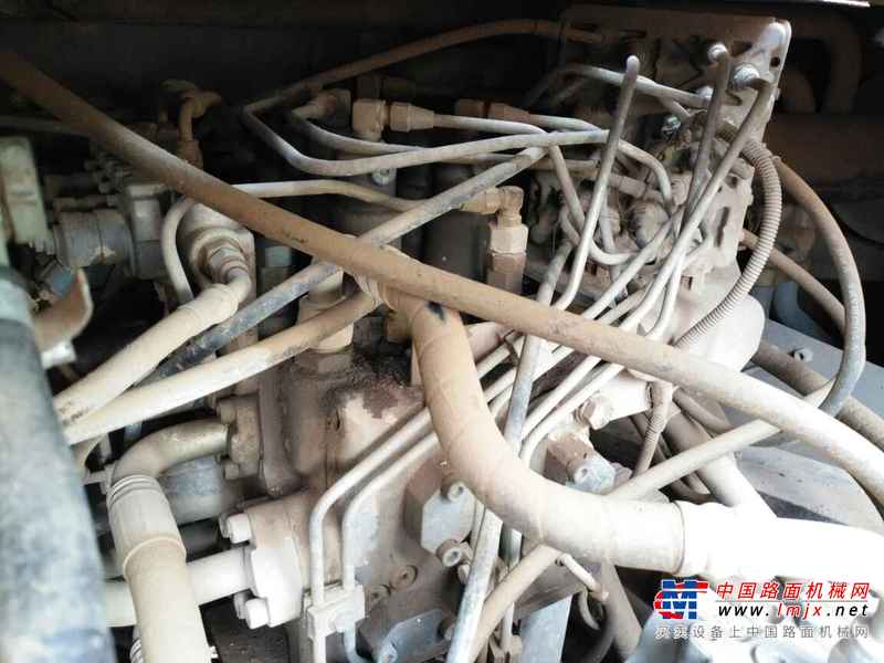 湖北出售转让二手8900小时2010年日立ZX200LC挖掘机