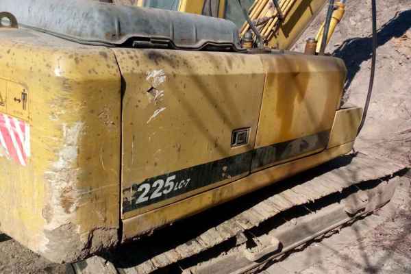 山西出售转让二手10000小时2009年现代R225挖掘机