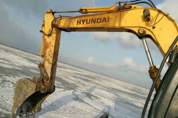 吉林出售转让二手7000小时2011年现代R80挖掘机
