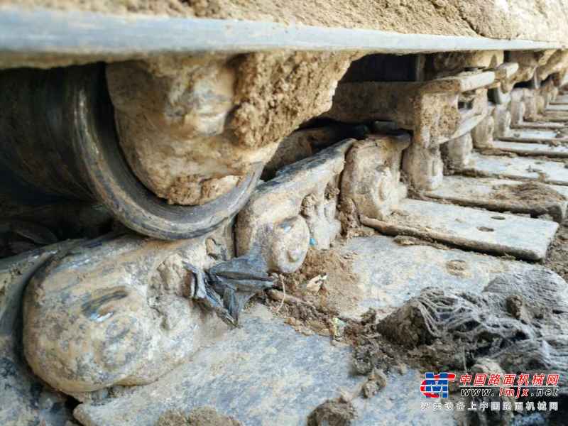 河南出售转让二手8000小时2009年福田雷沃FR65挖掘机