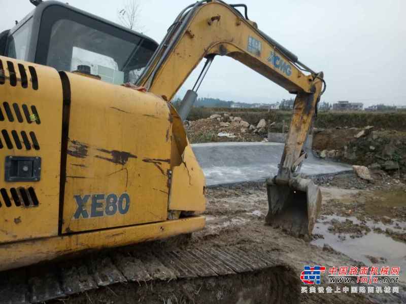 湖南出售转让二手4500小时2012年徐工XE80挖掘机