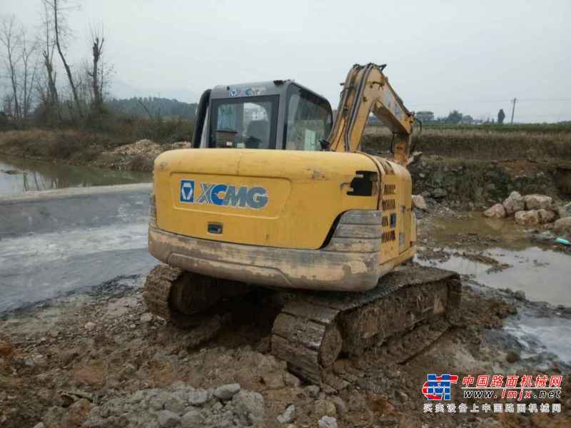 湖南出售转让二手4500小时2012年徐工XE80挖掘机
