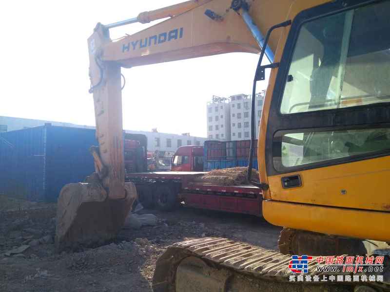 山东出售转让二手8000小时2008年现代R335LC挖掘机