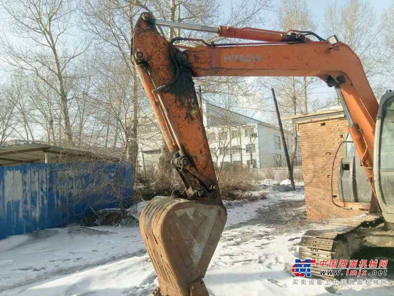 黑龙江出售转让二手12000小时2008年日立ZX70挖掘机