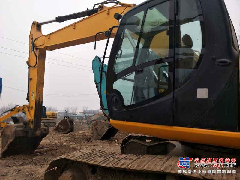河南出售转让二手5866小时2011年JCBJS220LC挖掘机