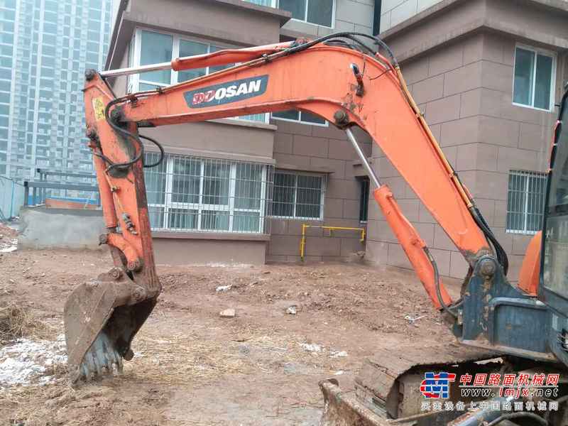 河南出售转让二手8334小时2010年斗山DH55挖掘机