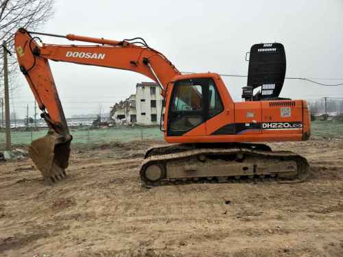 河南出售转让二手6582小时2010年斗山DH220LC挖掘机