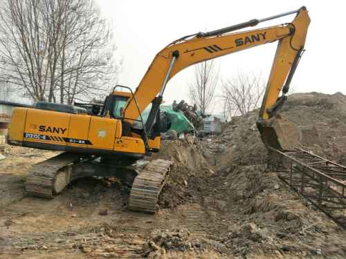 河南出售转让二手5283小时2010年三一重工SY215C8挖掘机