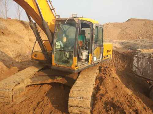 山东出售转让二手11000小时2010年三一重工SY215C挖掘机