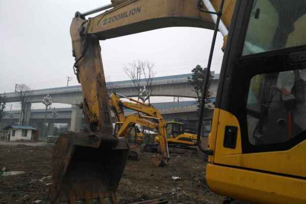 四川出售转让二手7500小时2011年中联重科ZE360E挖掘机