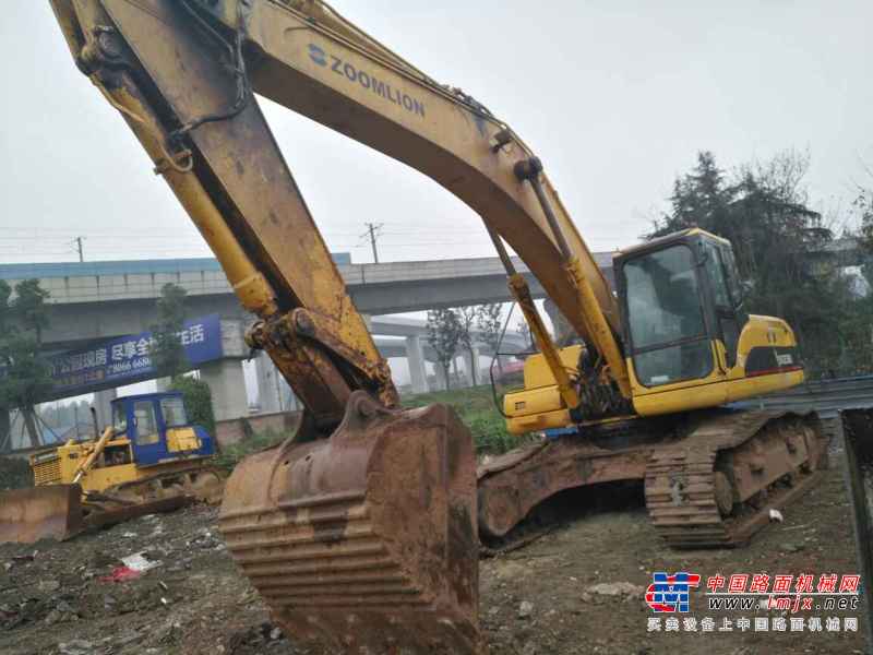 四川出售转让二手7500小时2011年中联重科ZE360E挖掘机