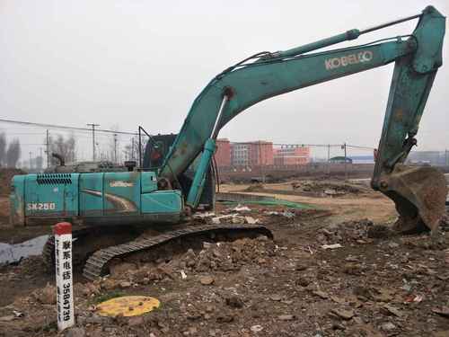 河南出售转让二手7000小时2010年神钢SK250挖掘机