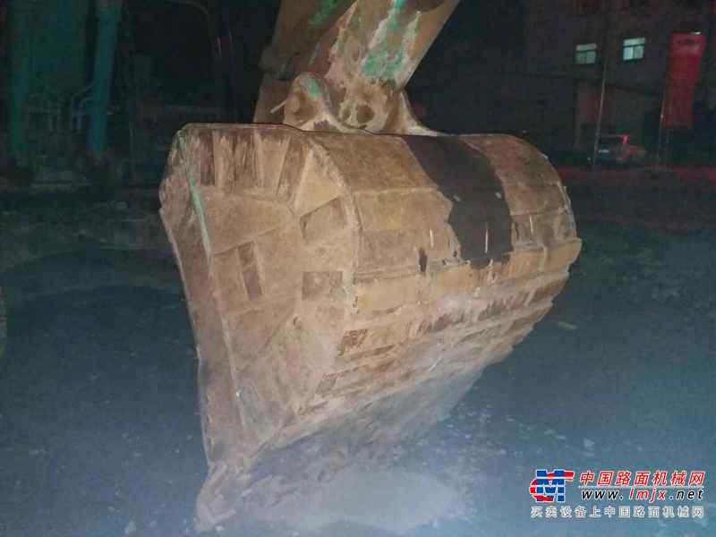 河南出售转让二手9238小时2011年神钢SK260LC挖掘机