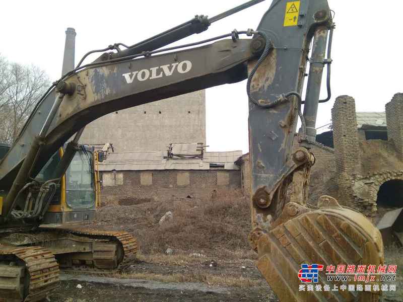 山东出售转让二手12800小时2010年沃尔沃EC360BLC挖掘机