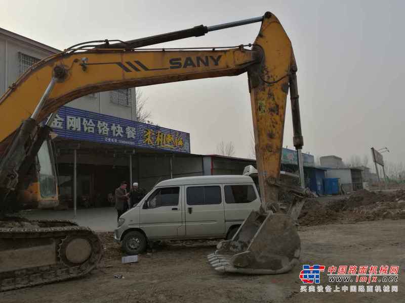 河南出售转让二手6700小时2010年三一重工SY235C挖掘机