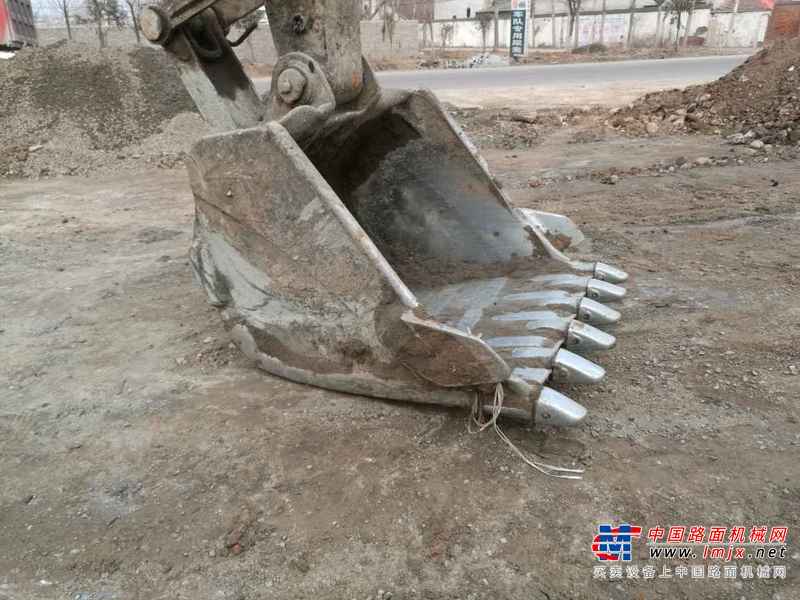 河南出售转让二手6700小时2010年三一重工SY235C挖掘机