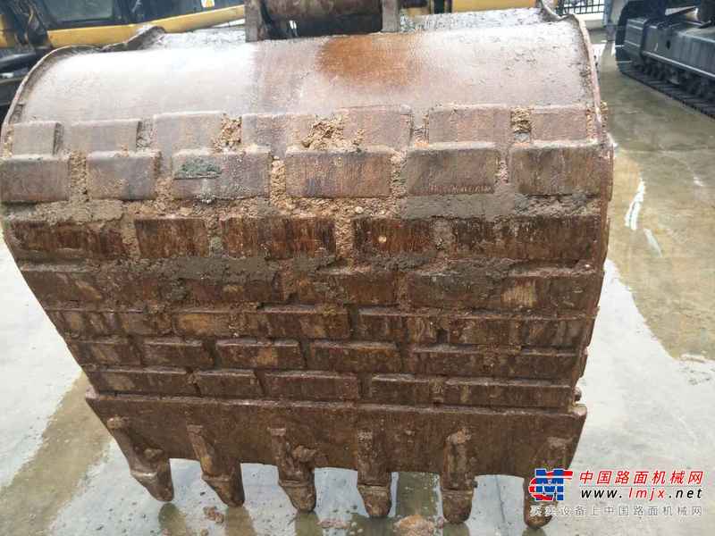 贵州出售转让二手4000小时2012年卡特彼勒323D挖掘机