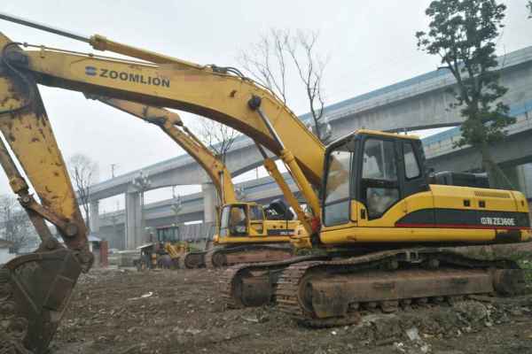 四川出售转让二手6500小时2012年中联重科ZE360E挖掘机