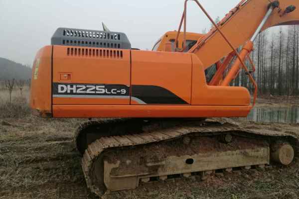 安徽出售转让二手5800小时2011年斗山DH215挖掘机
