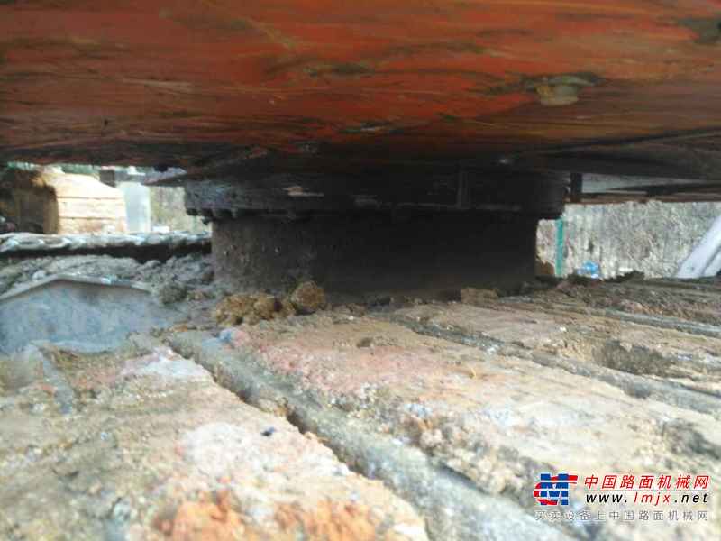 湖北出售转让二手12000小时2009年日立ZX70挖掘机