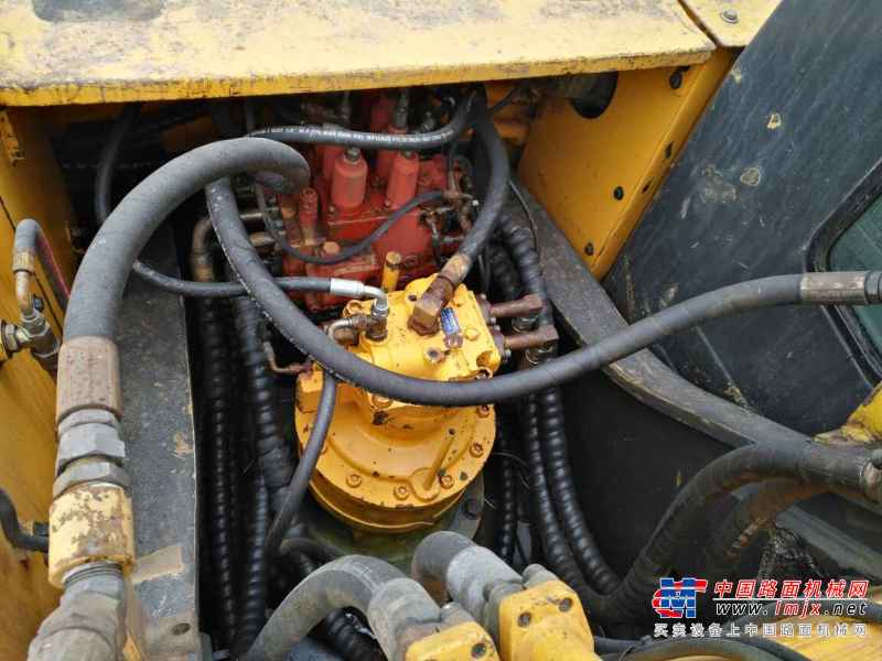 四川出售转让二手7500小时2011年现代R265LC挖掘机