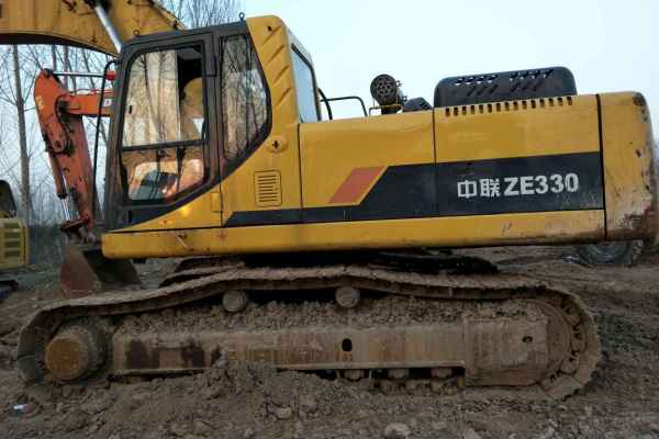 河南出售转让二手5282小时2012年中联重科ZE330E挖掘机