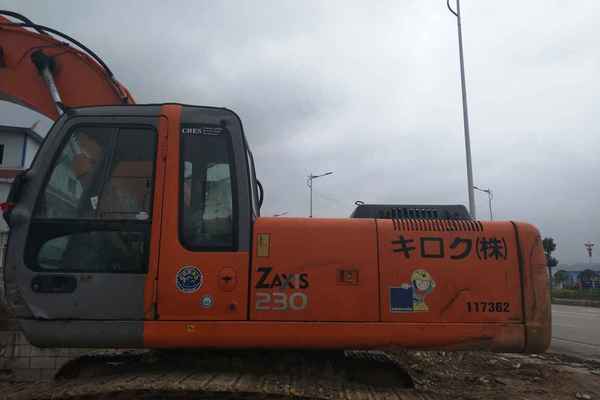 贵州出售转让二手16710小时2005年日立ZX230挖掘机