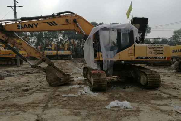湖北出售转让二手9200小时2012年三一重工SY215C挖掘机