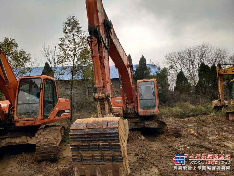 江西出售转让二手11549小时2010年斗山DH225LC挖掘机