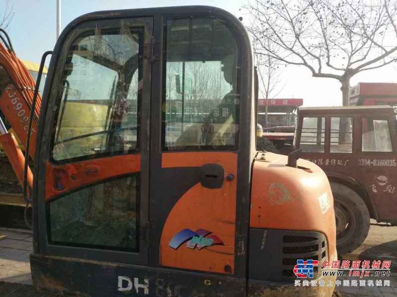 河南出售转让二手6500小时2011年斗山DX60挖掘机