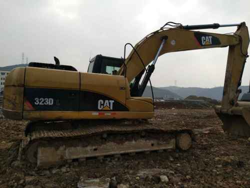 江苏出售转让二手8000小时2010年卡特彼勒323D挖掘机