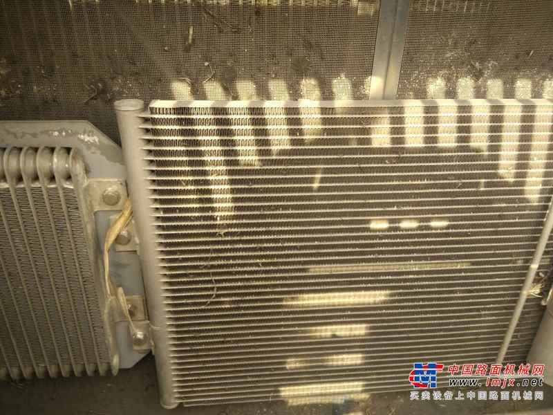 山西出售转让二手9000小时2009年日立ZX270挖掘机