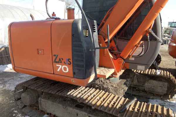辽宁出售转让二手5000小时2012年日立ZX70挖掘机